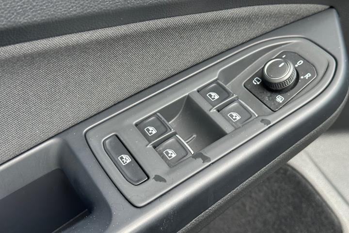 Sort VW Golf VIII fra 2020