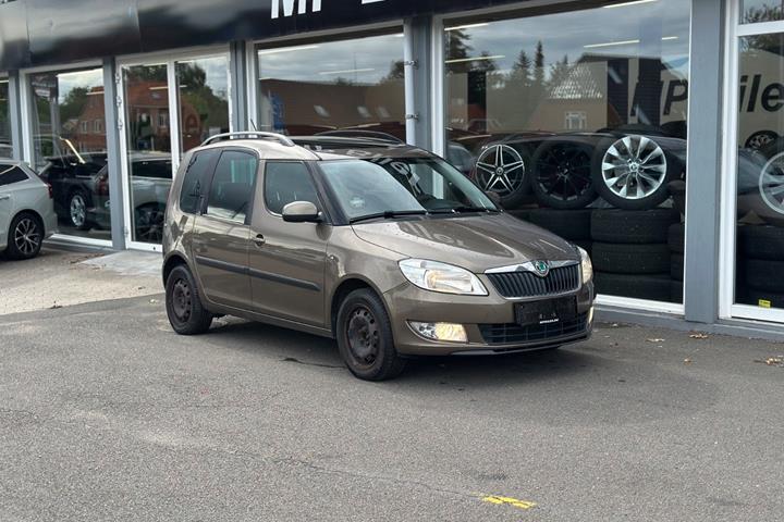 Beige Skoda Roomster fra 2012