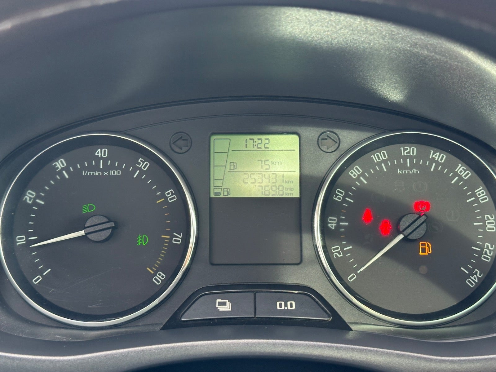 Beige Skoda Roomster fra 2012