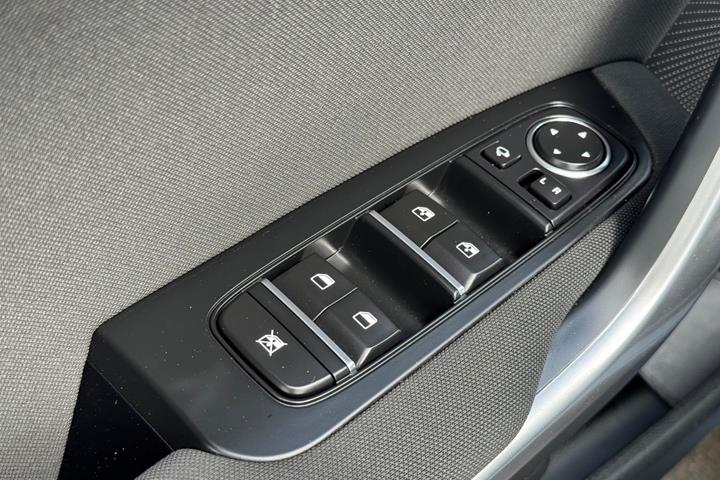 Sølv Kia Ceed fra 2024