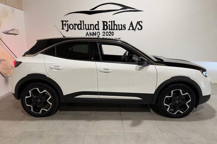 Hvid Opel Mokka-e fra 2022