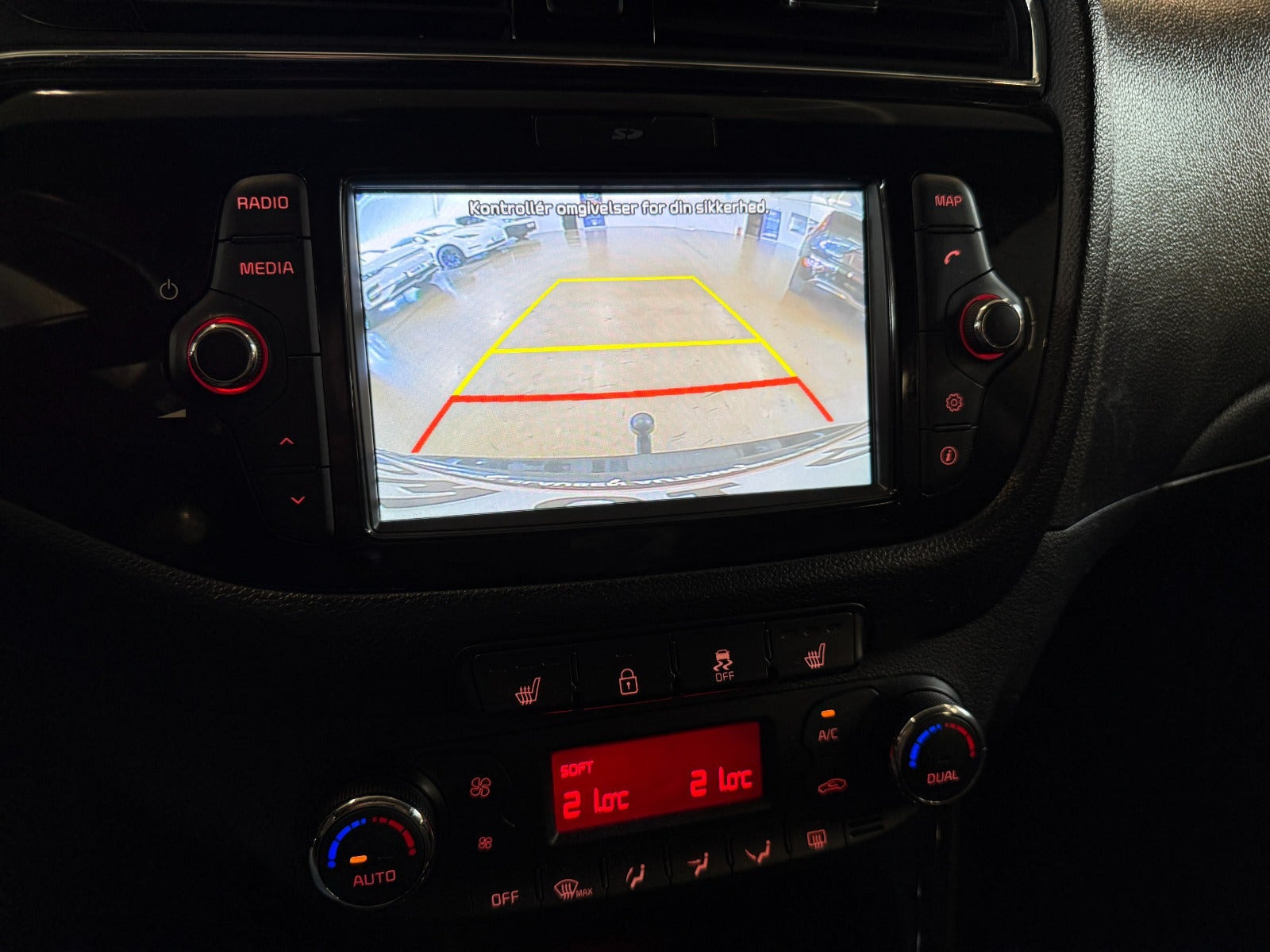 Grå Kia Ceed fra 2018