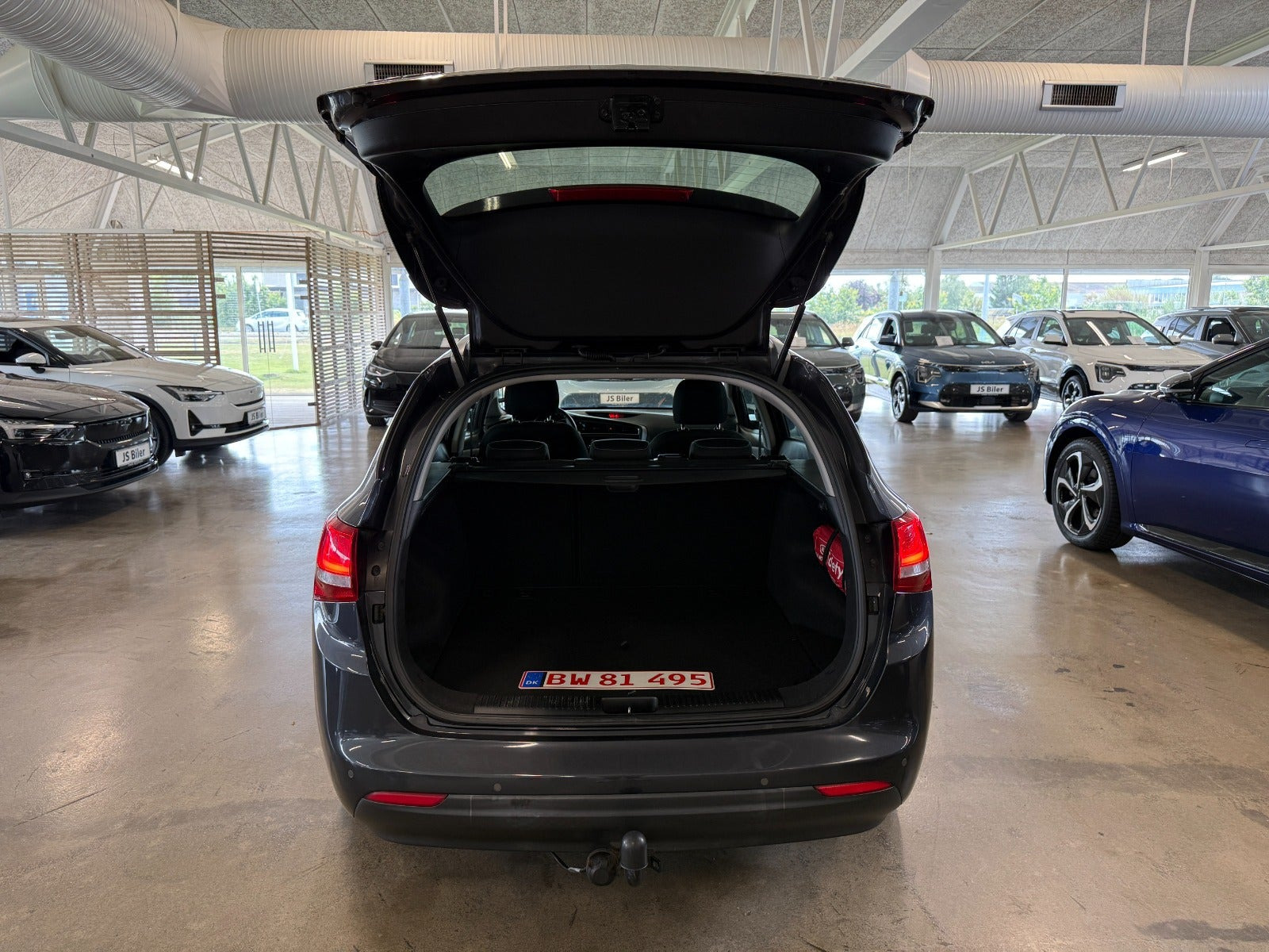 Grå Kia Ceed fra 2018