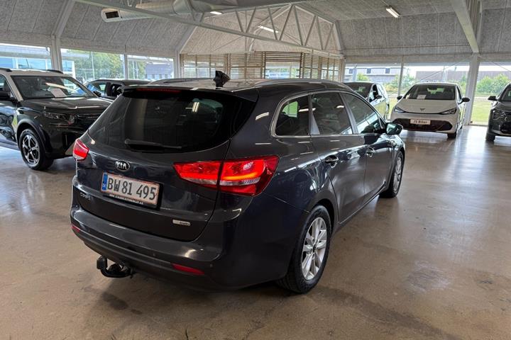 Grå Kia Ceed fra 2018