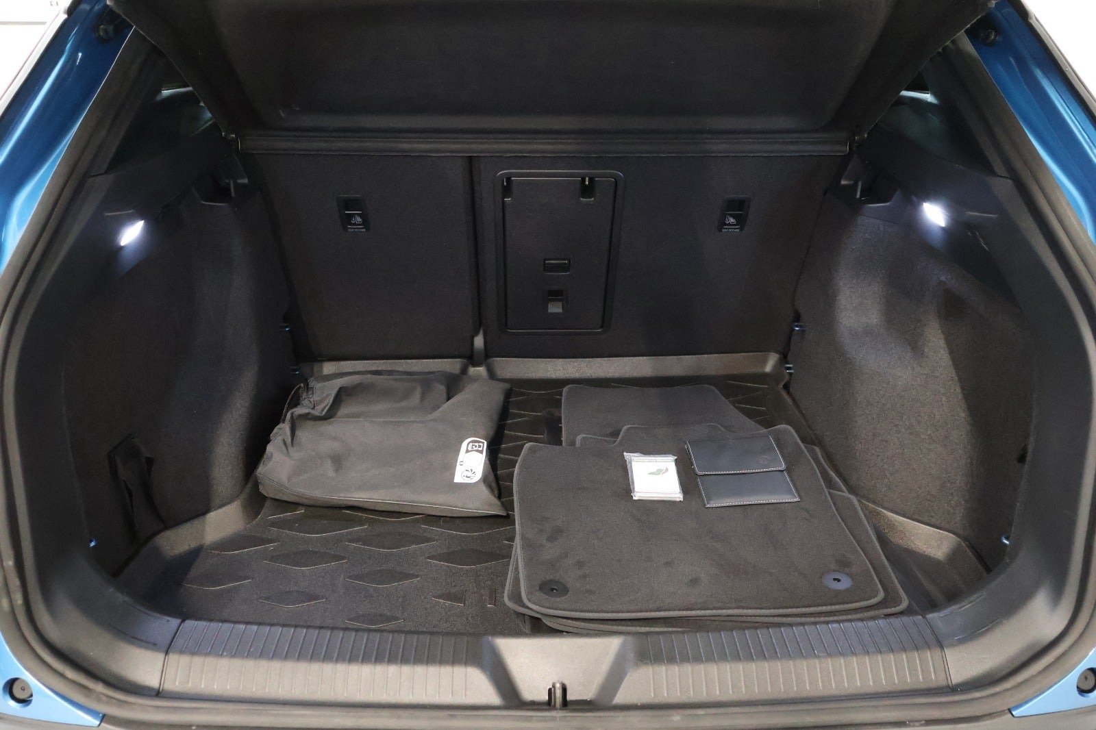 Blå VW ID.4 fra 2025