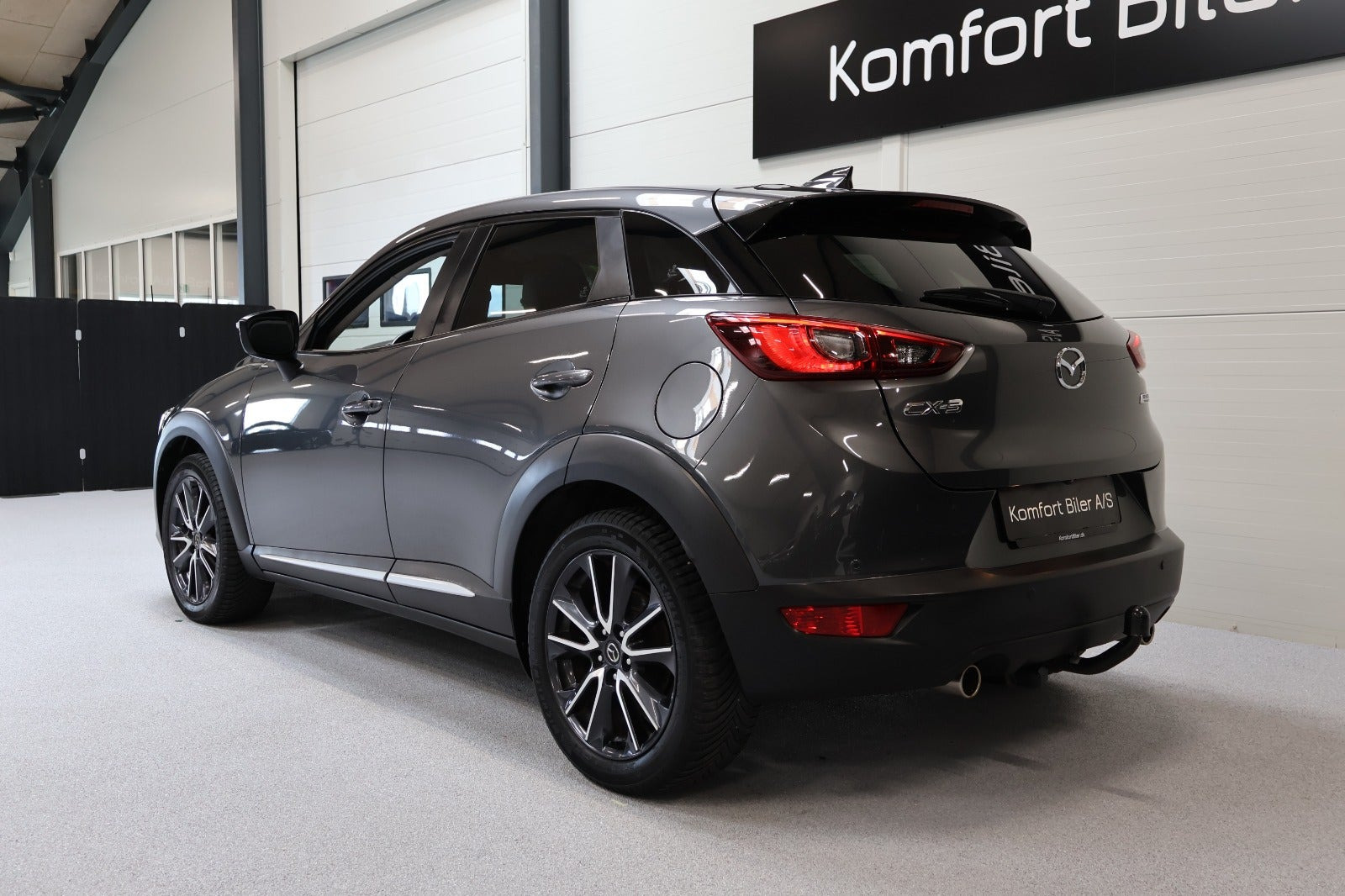 Grå Mazda CX-3 fra 2017