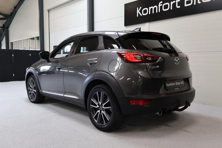 Grå Mazda CX-3 fra 2017