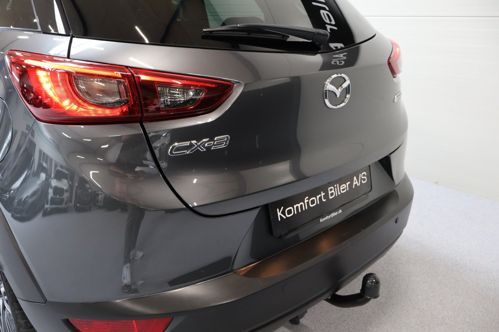 Grå Mazda CX-3 fra 2017