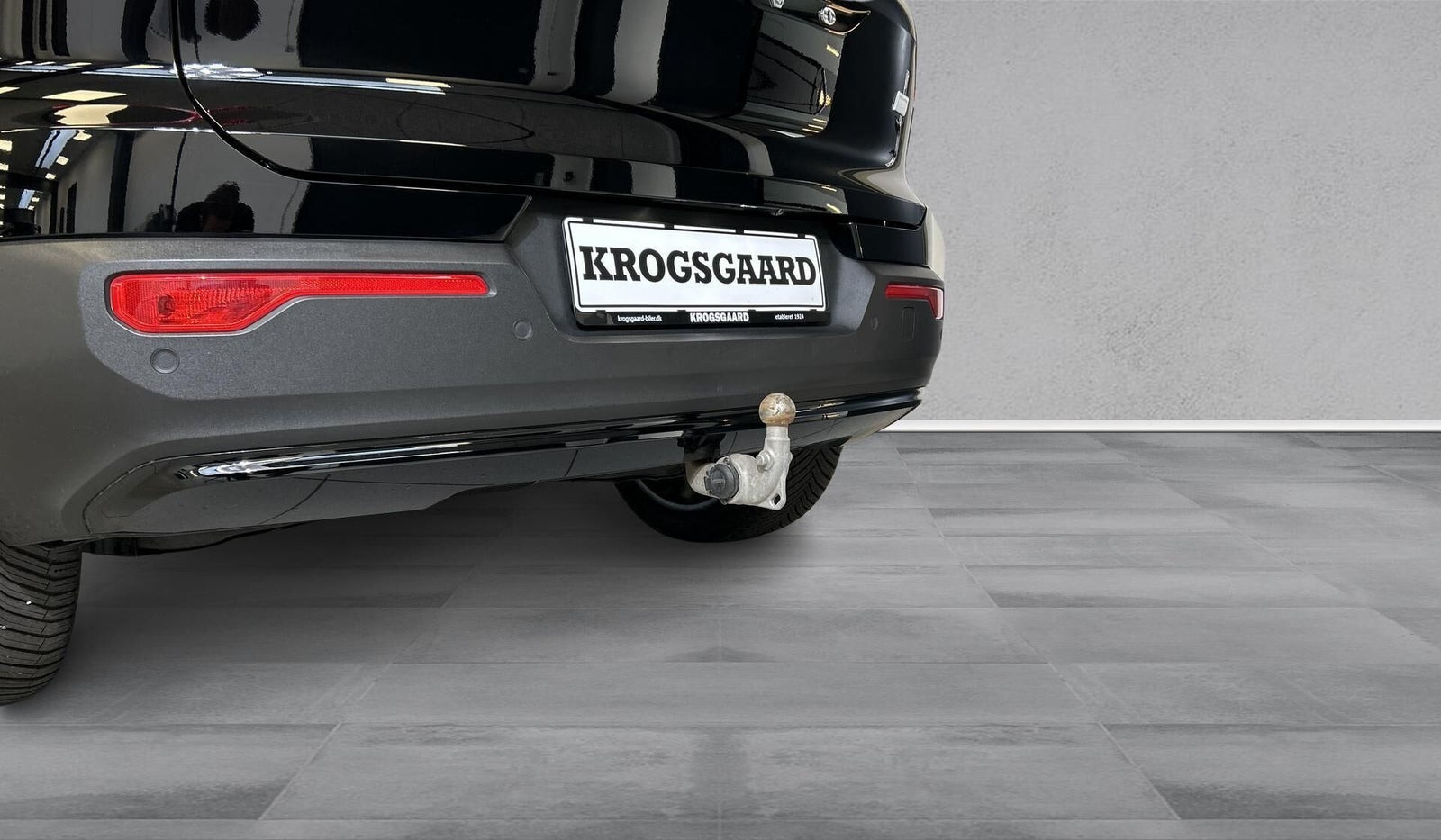 Sort Volvo XC40 fra 2023