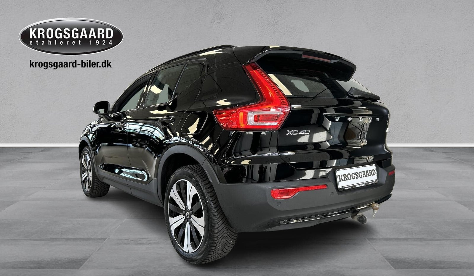 Sort Volvo XC40 fra 2023