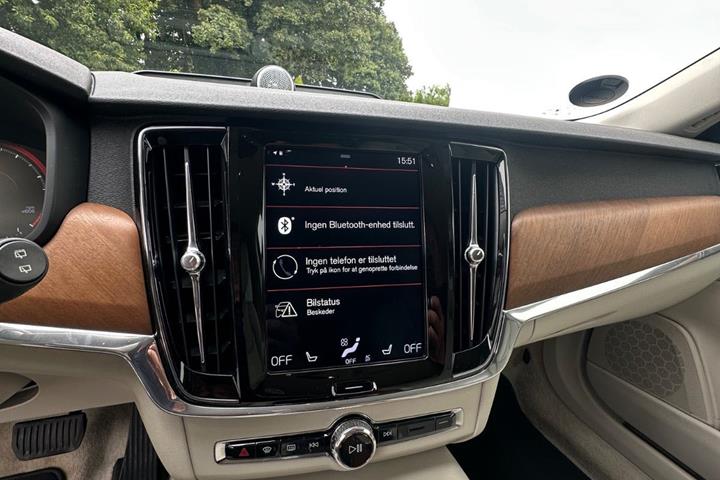Hvid Volvo V90 fra 2018