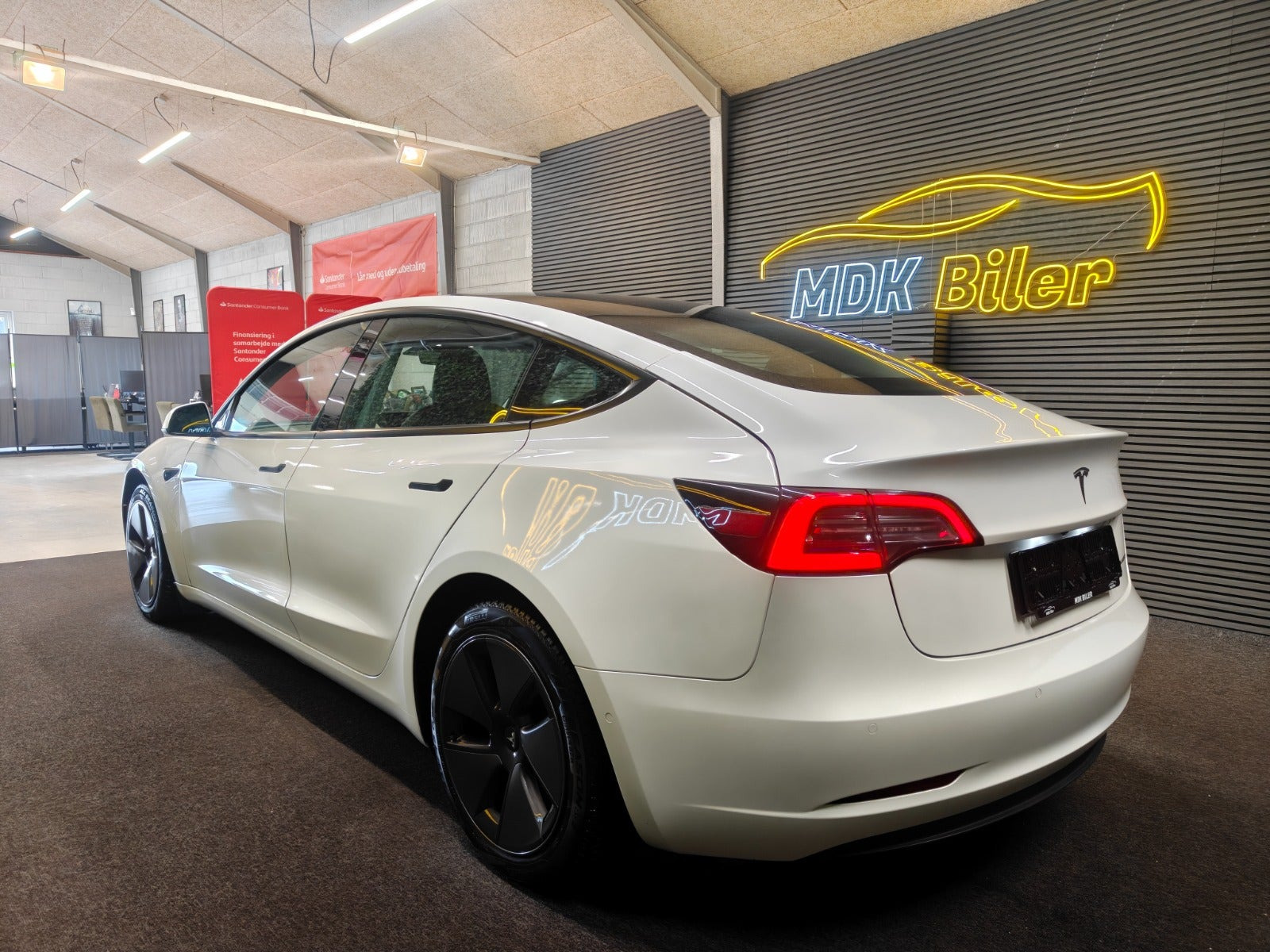 undefined Tesla Model 3 fra 2021