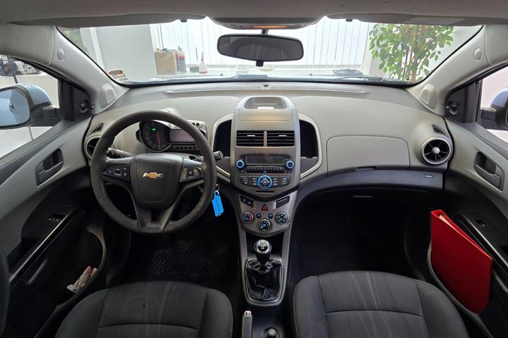 Blå Chevrolet Aveo fra 2011