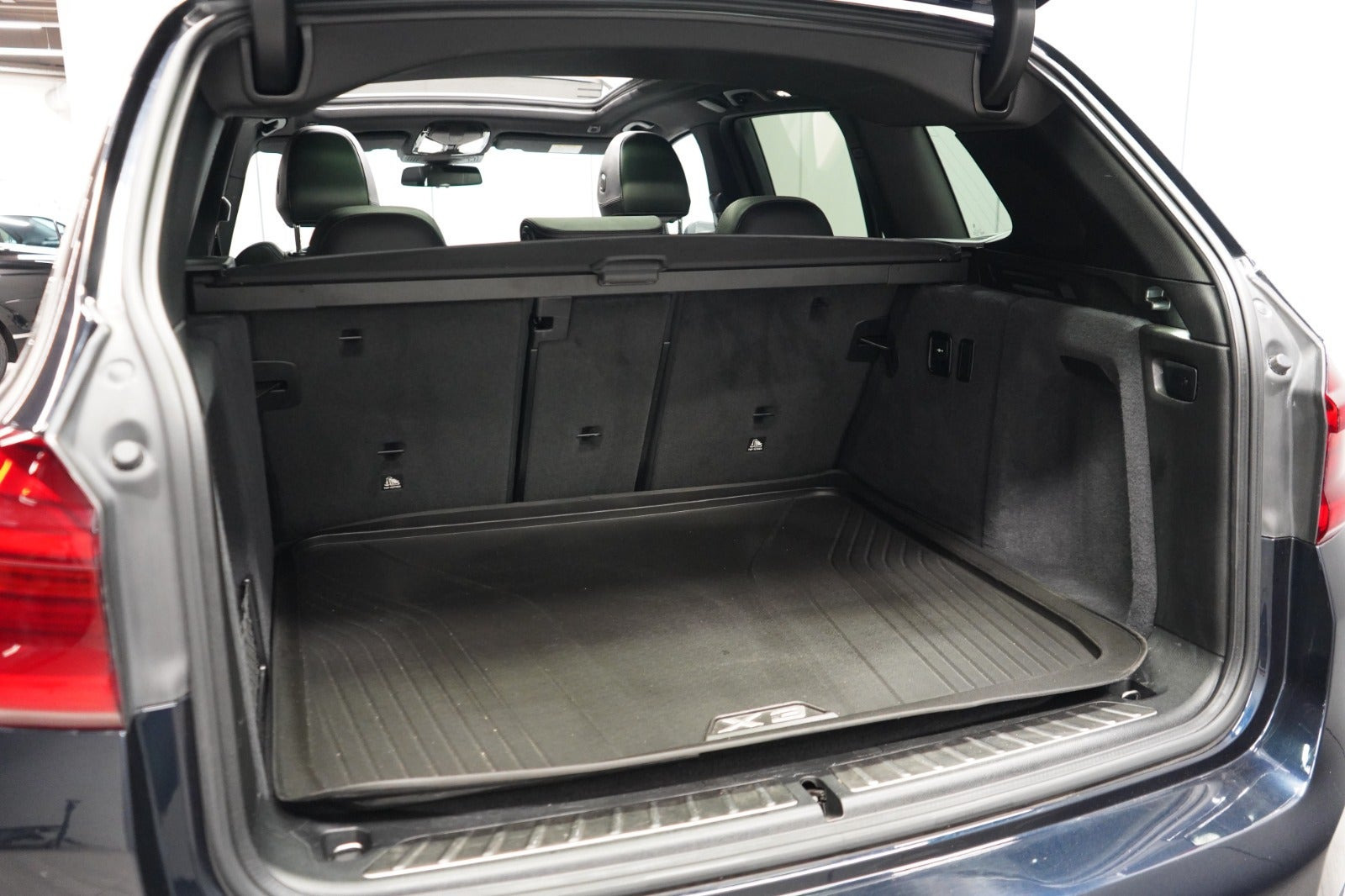 Sort BMW iX3 fra 2021