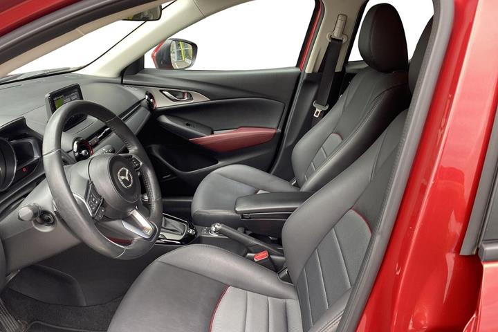 Rød Mazda CX-3 fra 2017