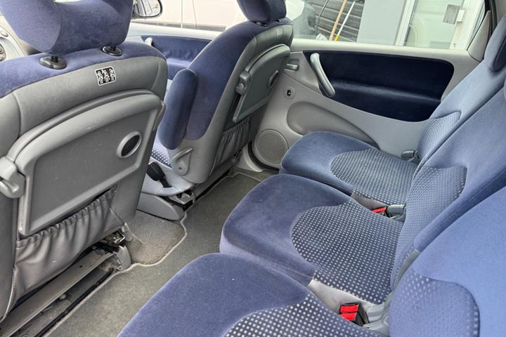 Sølv Citroën Xsara Picasso fra 2004