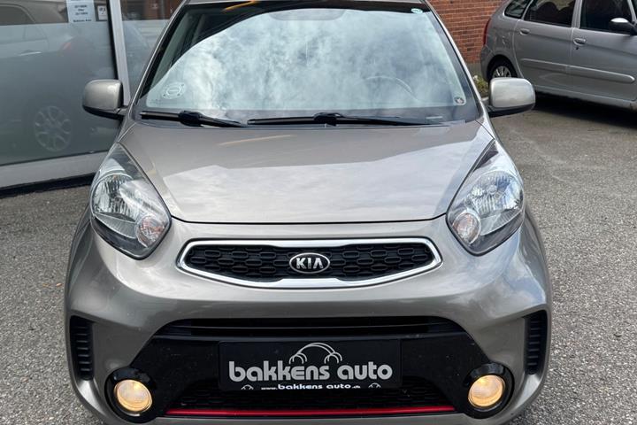 Grå Kia Picanto fra 2016
