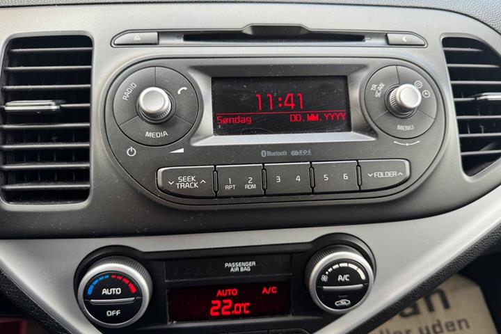Grå Kia Picanto fra 2016