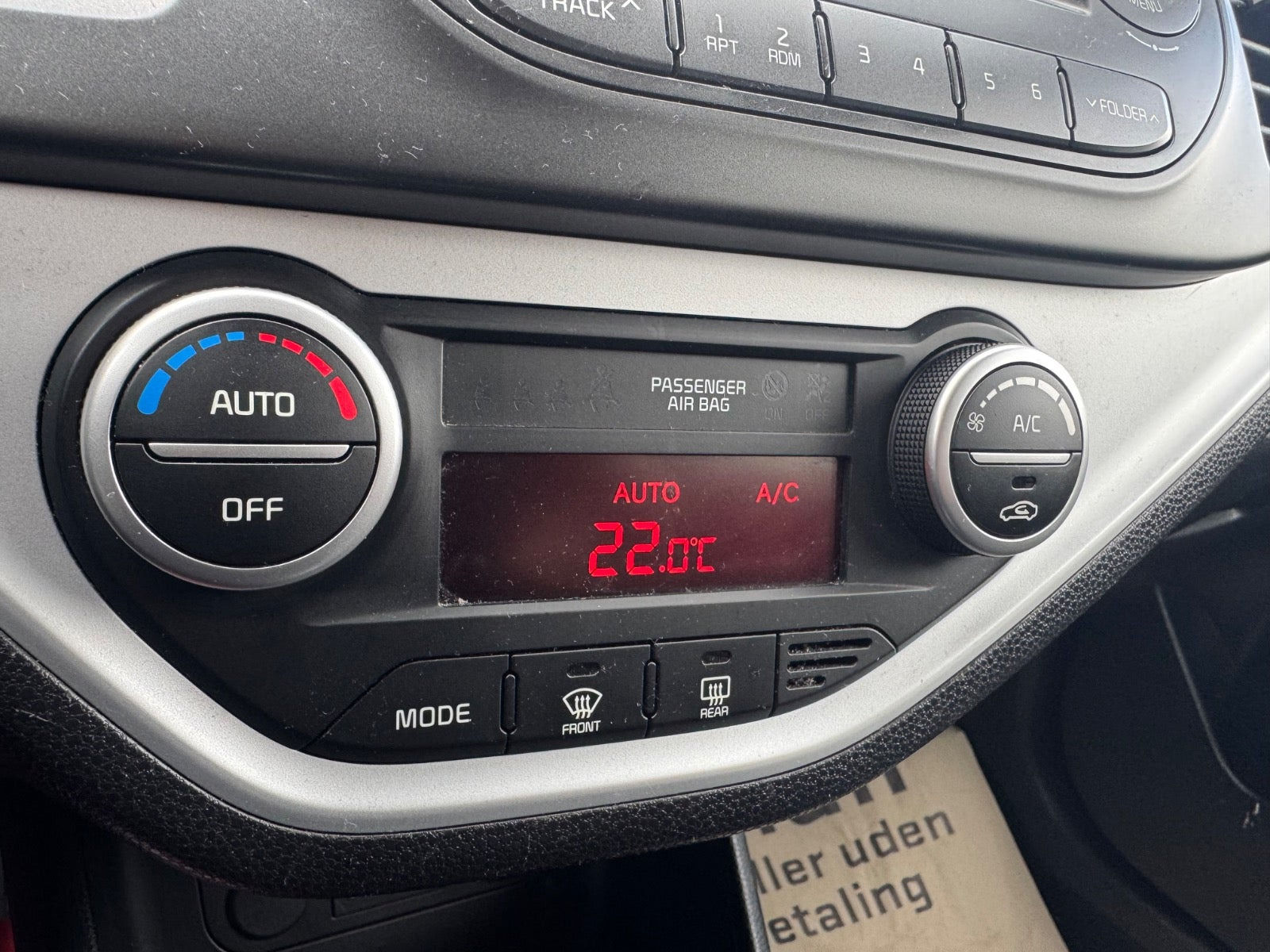 Grå Kia Picanto fra 2016