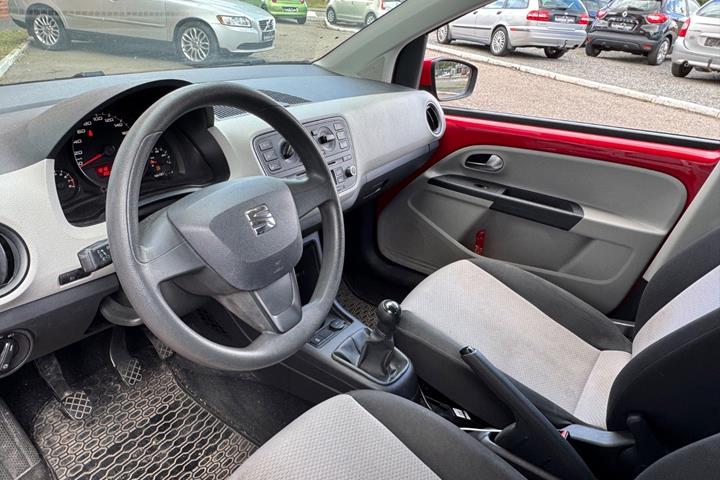 Rød Seat Mii fra 2014