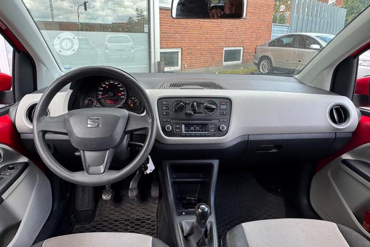 Rød Seat Mii fra 2014