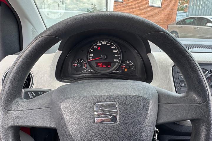 Rød Seat Mii fra 2014