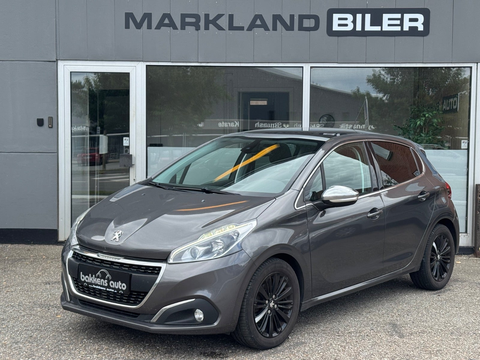Peugeot 208 1,6 BlueHDi 100 Allure Sky