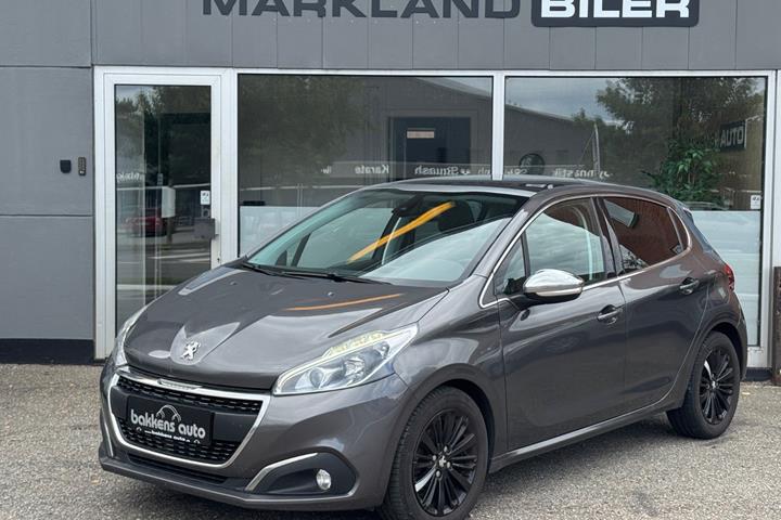 Grå Peugeot 208 fra 2018
