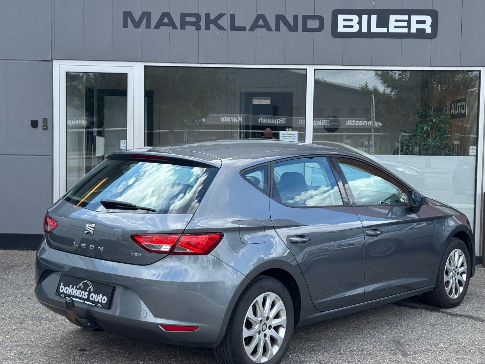 Grå Seat Leon fra 2016