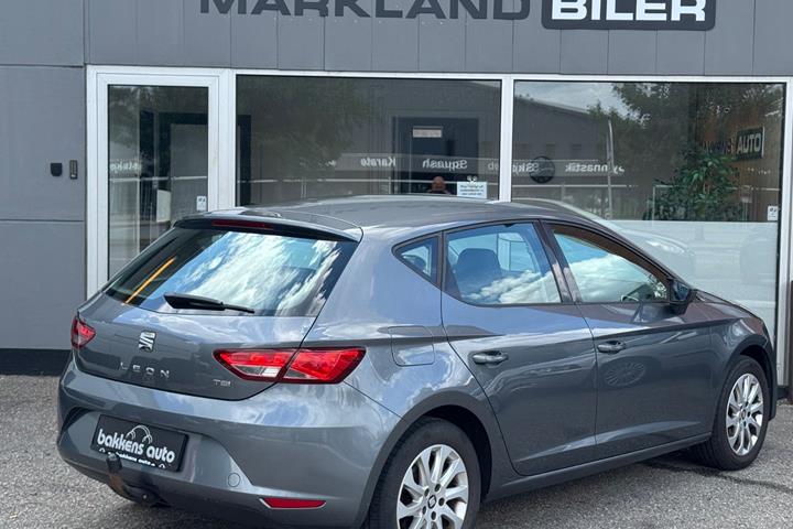 Grå Seat Leon fra 2016