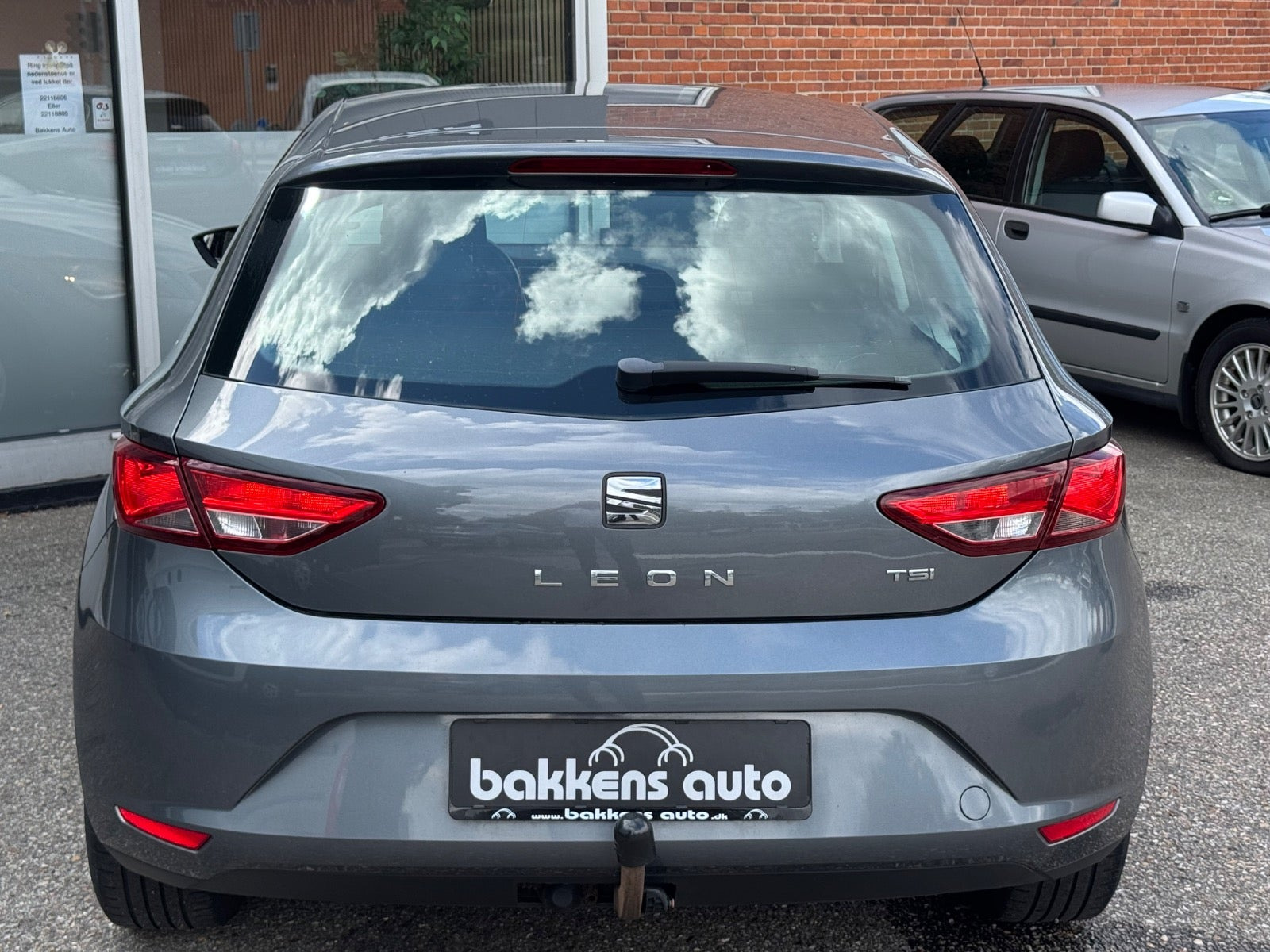 Grå Seat Leon fra 2016