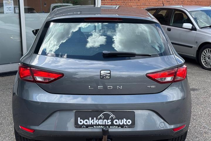 Grå Seat Leon fra 2016