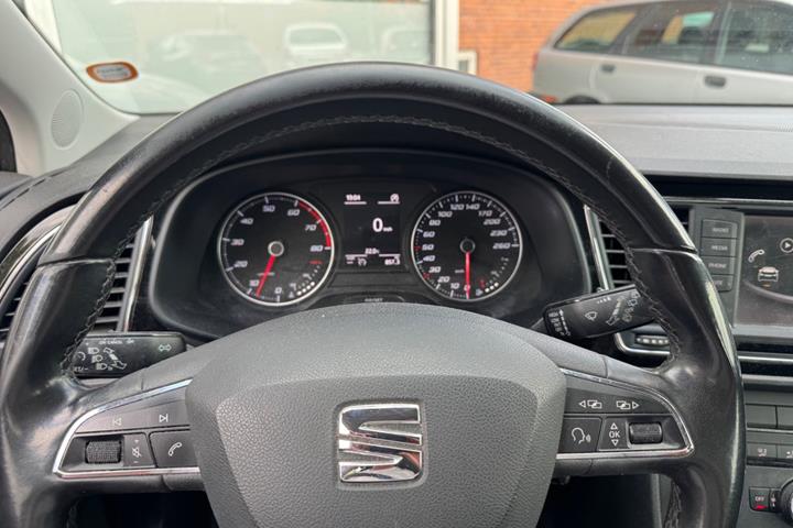 Grå Seat Leon fra 2016