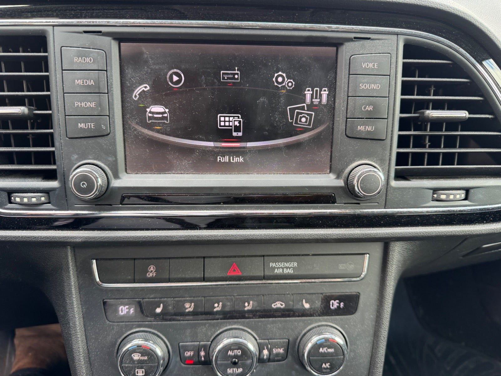 Grå Seat Leon fra 2016