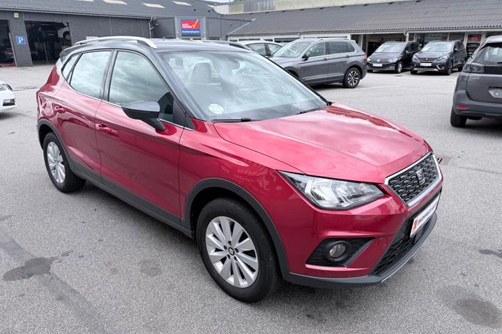 Rød Seat Arona fra 2019