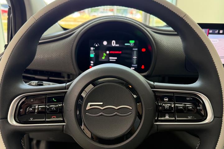 undefined Fiat 500e fra 2023