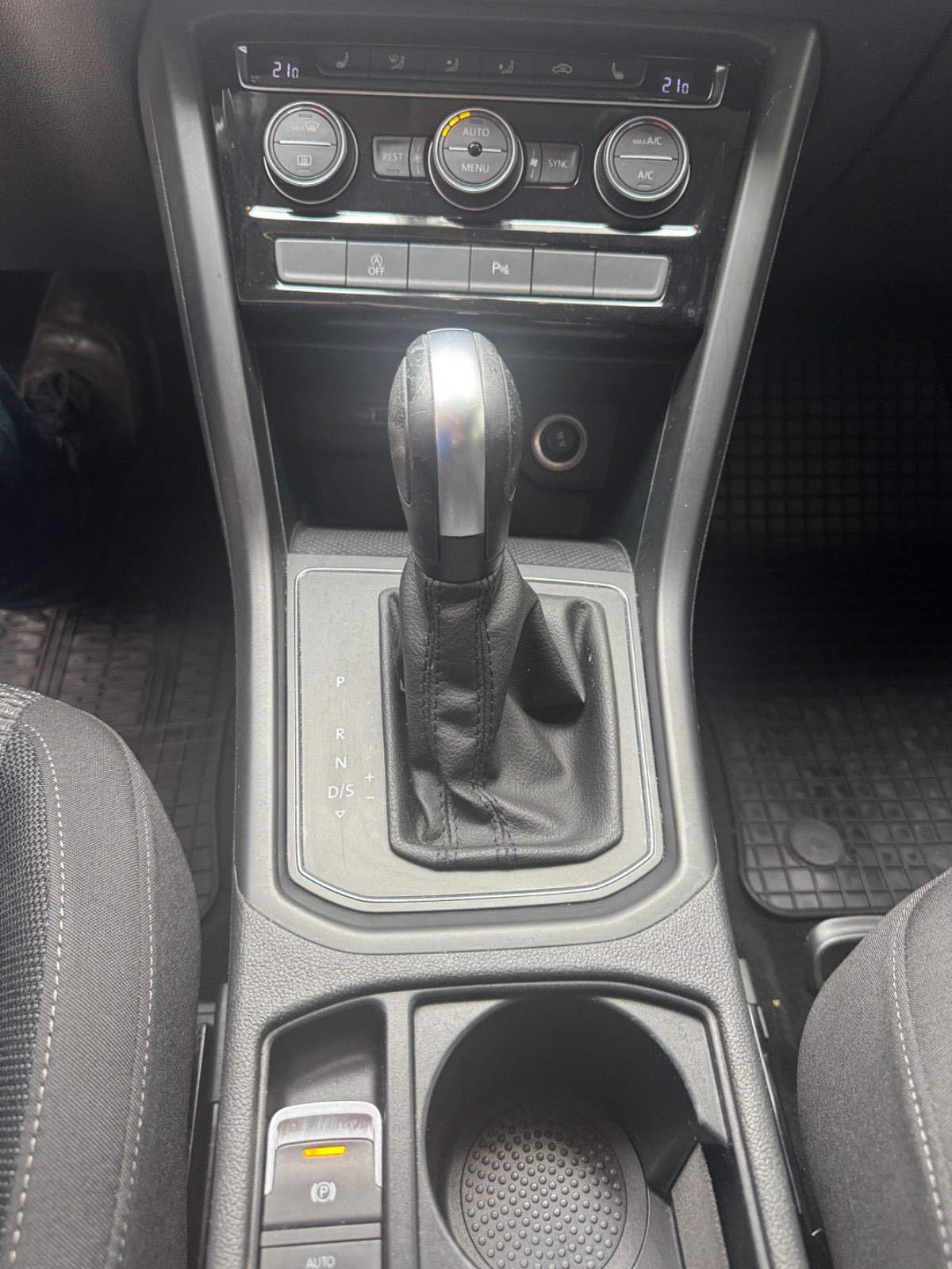 undefined VW Touran fra 2020