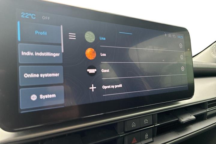 Beige Jeep Avenger fra 2024