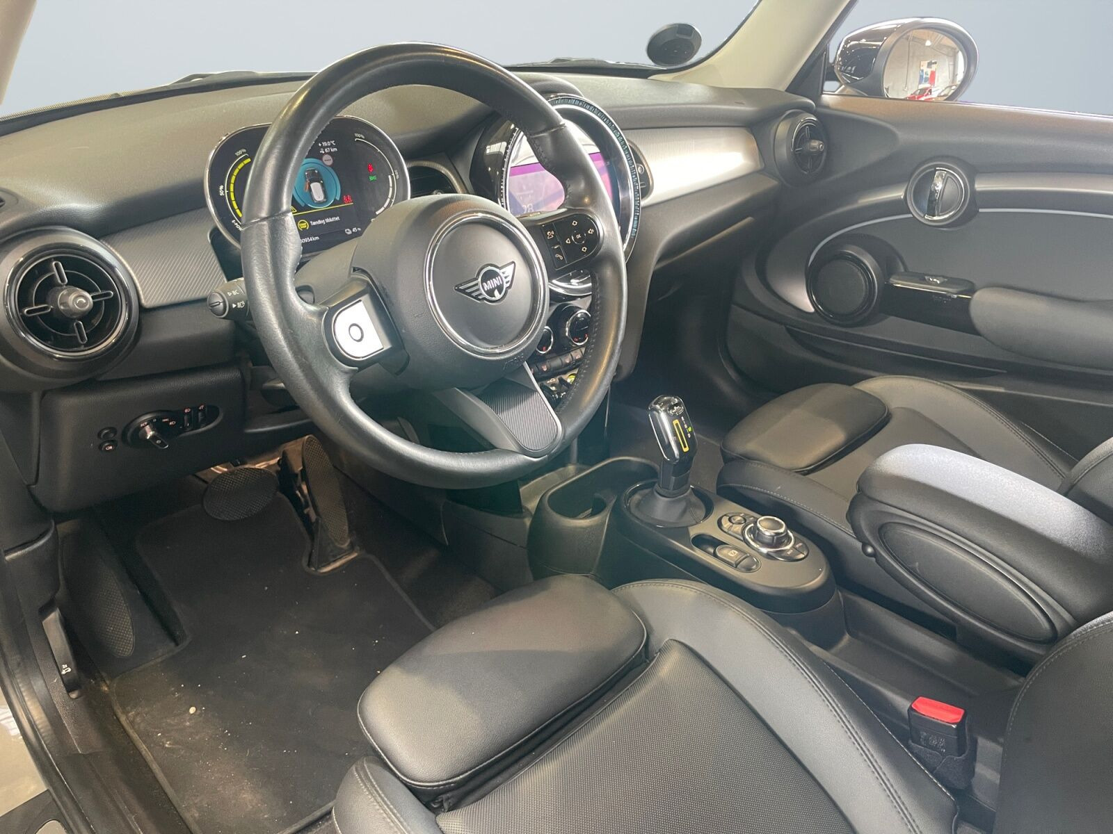 Grå Mini Cooper SE fra 2022