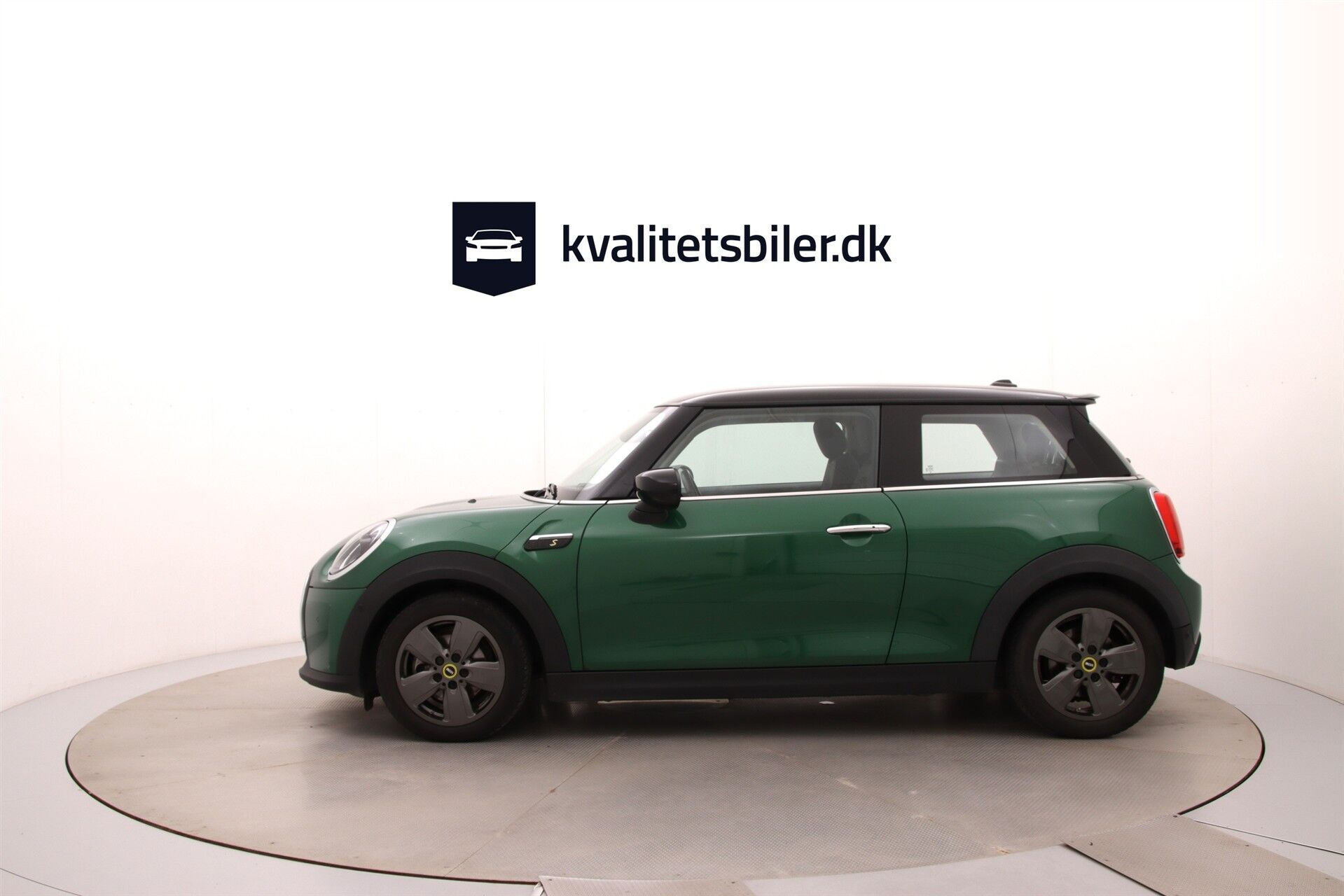 Grøn Mini Cooper fra 2022