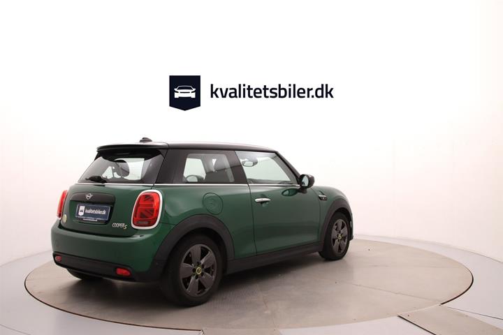 Grøn Mini Cooper fra 2022