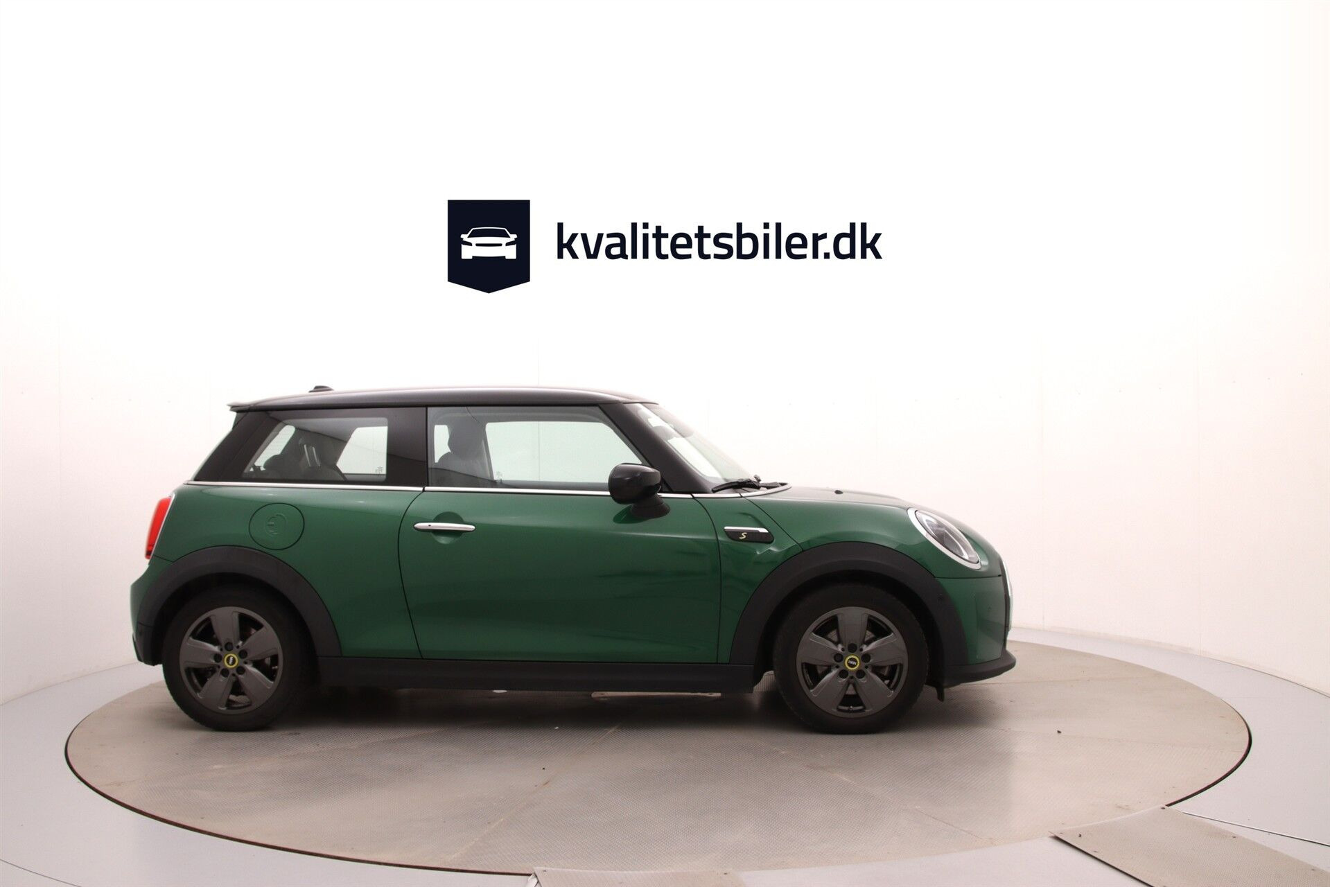 Grøn Mini Cooper fra 2022