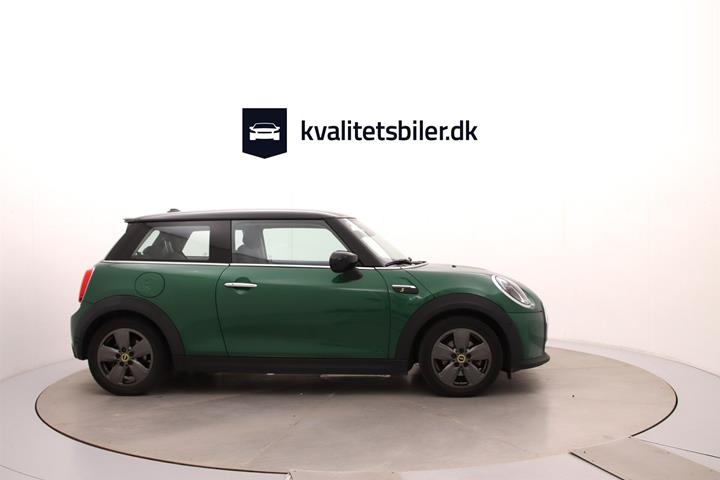 Grøn Mini Cooper fra 2022