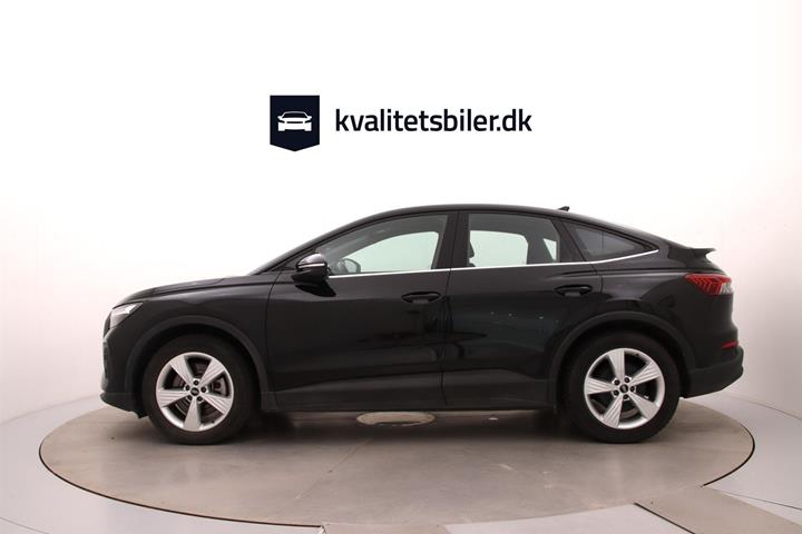 Sort Audi Q4 fra 2024