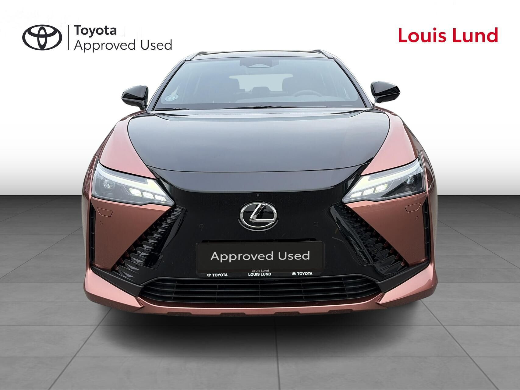 Sort Lexus RZ fra 2025