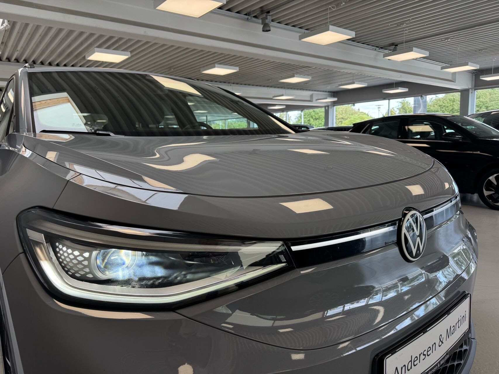 Grå VW ID.4 fra 2023
