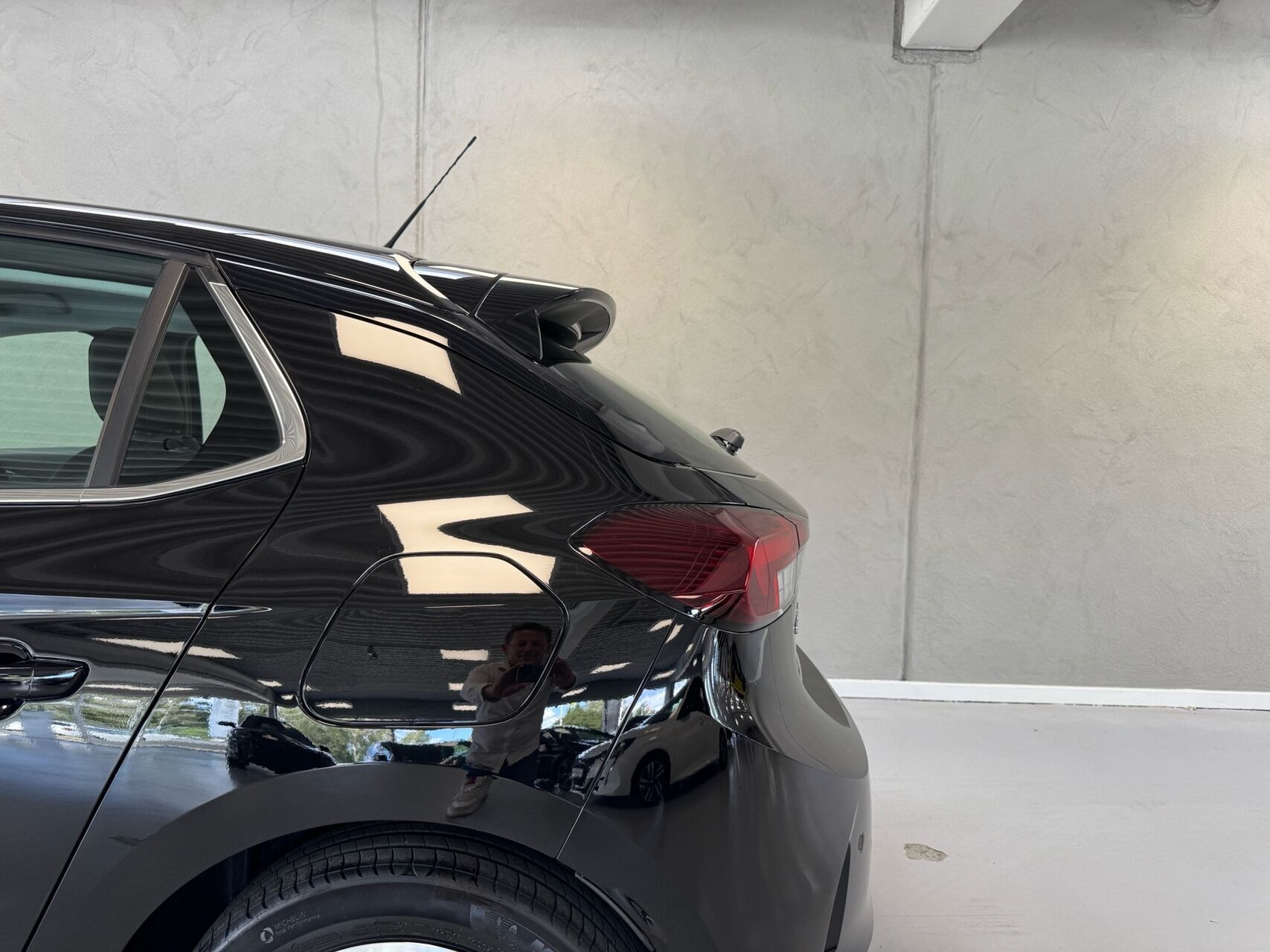 Sort Opel Corsa-e fra 2023