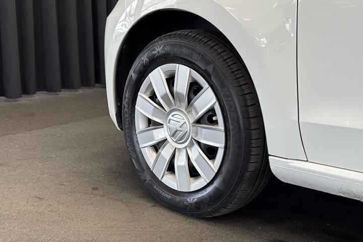 Hvid VW e-up fra 2021
