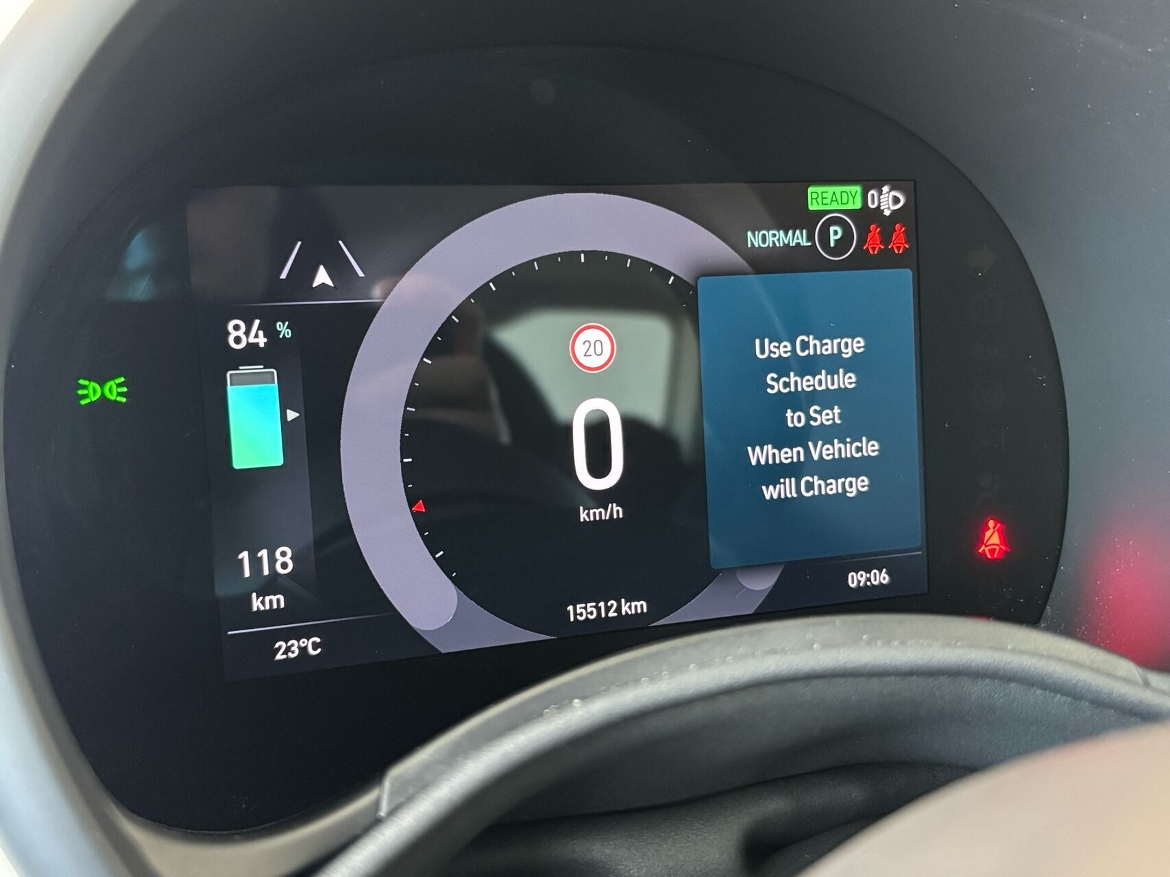 Hvid Fiat 500e fra 2023