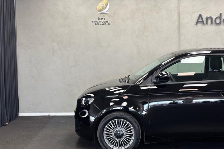 Sort Fiat 500e fra 2023